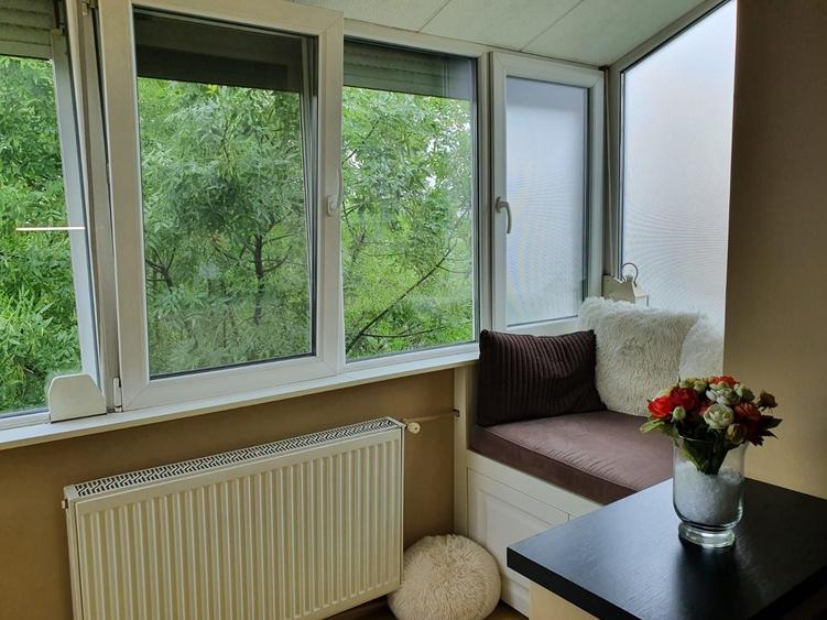 Apartament cu 3 camere decomandat în Decebal