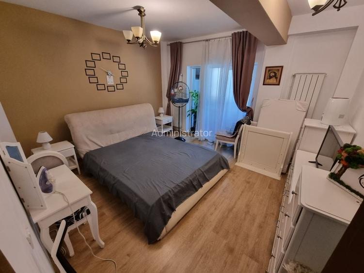 Apartament cu 3 camere de vânzare în zona Primo