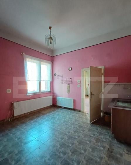 Casa renovabila, 6 camere in zona Centrala - 23