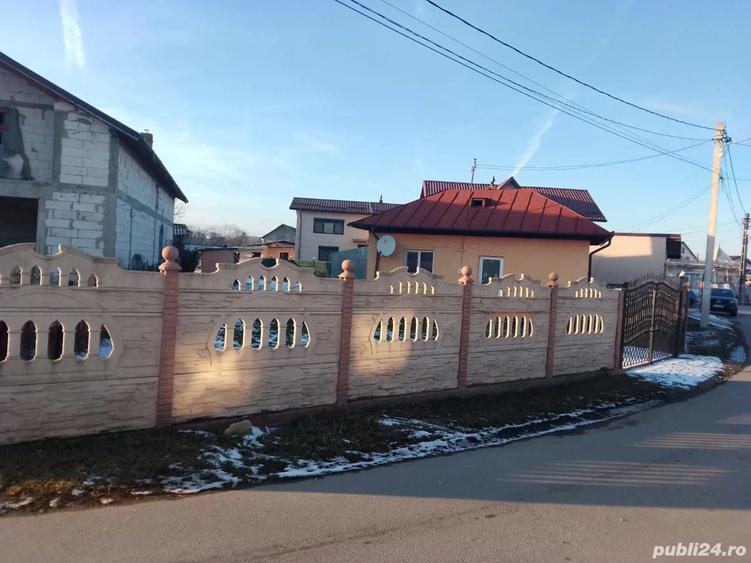 Vand casa cu teren 730 mp in Lucieni - 2