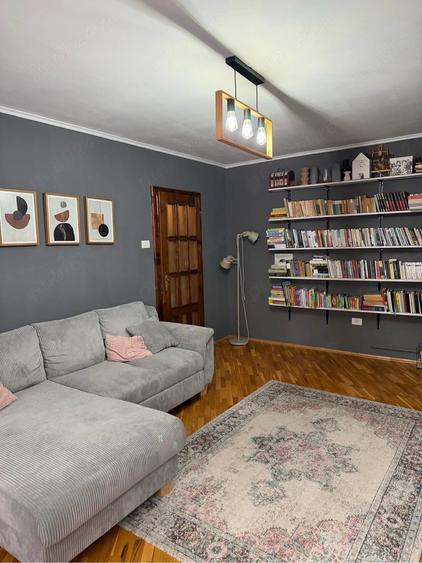 Apartament cu 3 camere decomandat în Aradul Nou