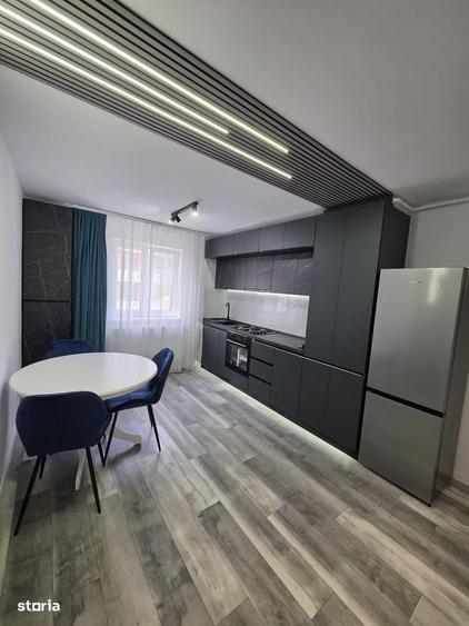 Apartament cu 2 camere decomandat în Exterior Vest