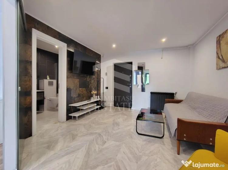 Apartament cu 2 camere semidecomandat în Piața