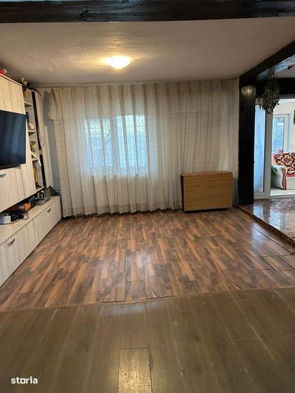 Casa - zona Pd de Piatra - Cantemir - 7