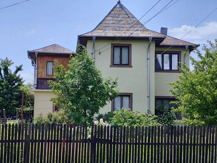 Casă cu 5 camere în Podgoria