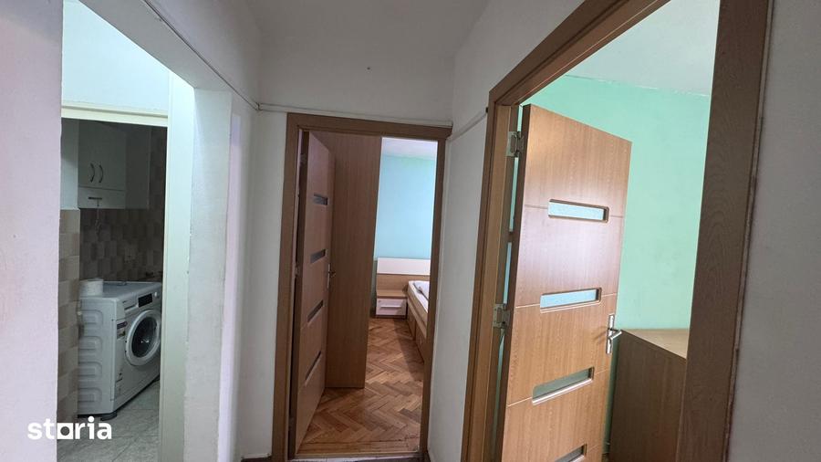 Apartament cu 3 camere decomandat în Dacia