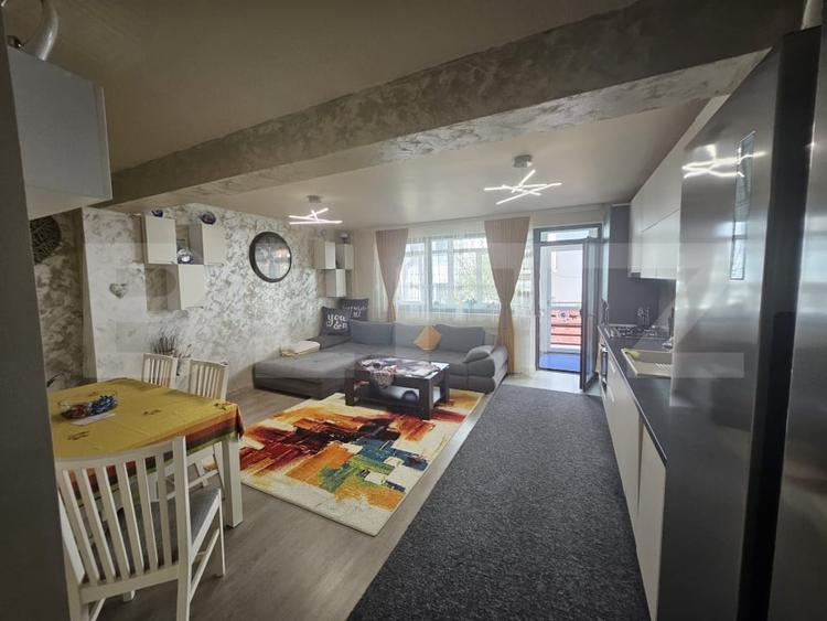 Apartament cu 2 camere semidecomandat, mobilat în Florești