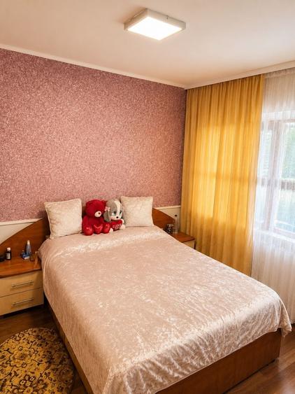 Apartament cu 3 camere decomandat în Central