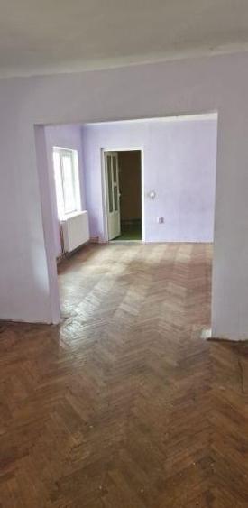 Casă cu 4 camere în Bereasca