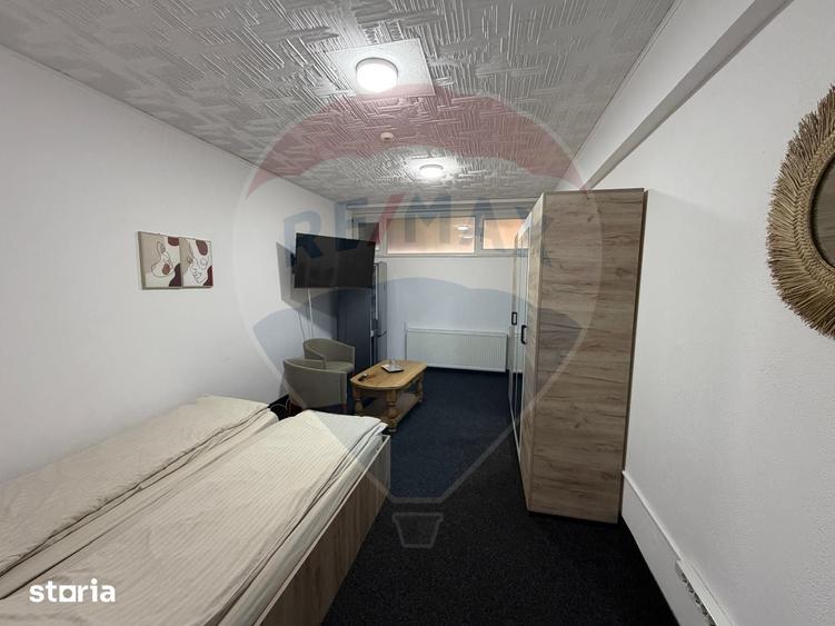 Spațiu comercial, de 1,440 mp, în Ultracentral
