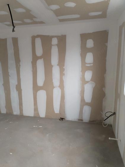 Casă cu 4 camere cu Teren 590 Mp în Lumina