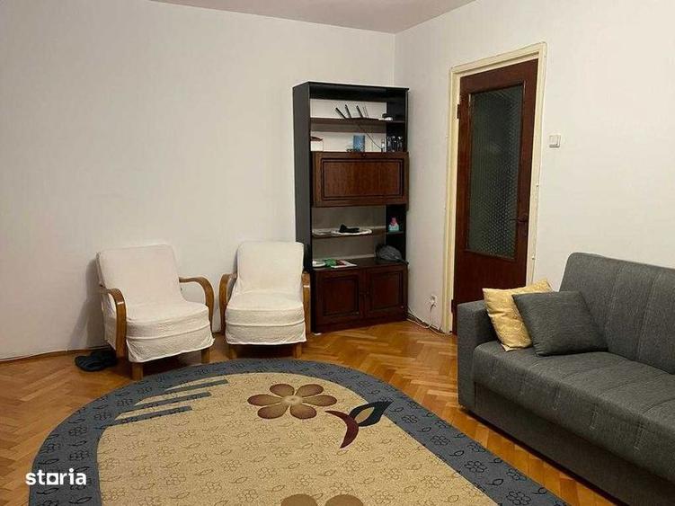 Apartament cu 3 camere semidecomandat, mobilat în Drumul Taberei
