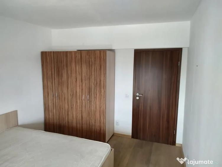 Apartament cu 3 camere decomandat în Mărăști