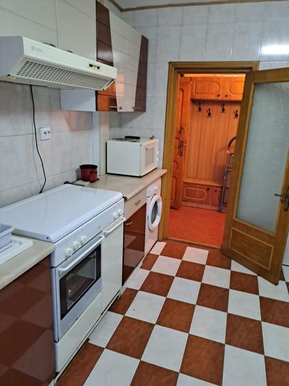 Apartament cu 2 camere decomandat în Albina