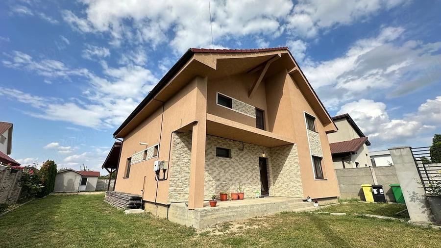 Casă cu 5 camere cu Teren 607 Mp în Chișoda