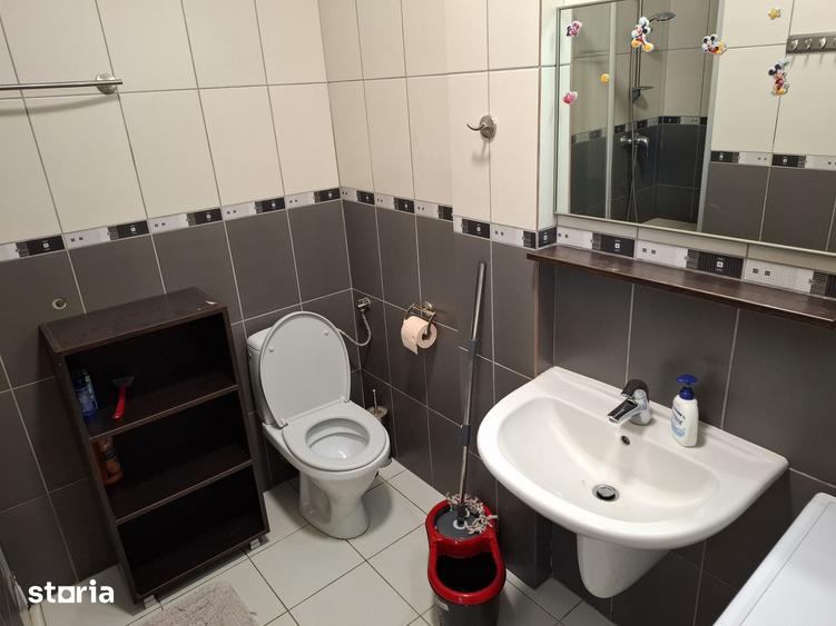 Apartament cu 3 camere în Străulești