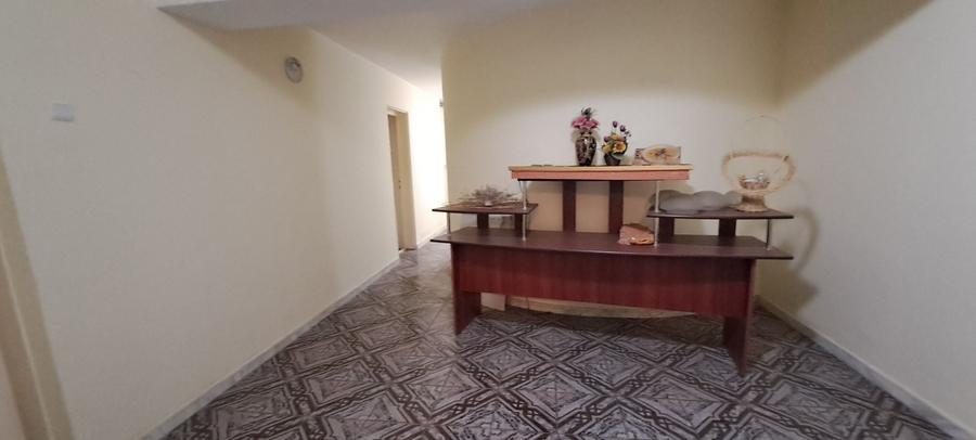 Casă individuală cu 14 camere cu Piscina în Sud-Est