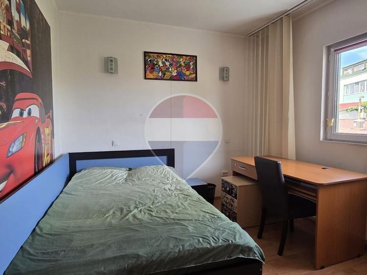 Casă individuală cu 4 camere cu Teren 273 Mp în Ferentari