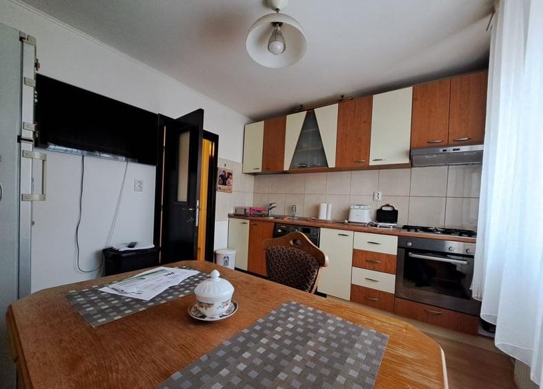 3 camere | decomandat | Militari | Uverturii - 1