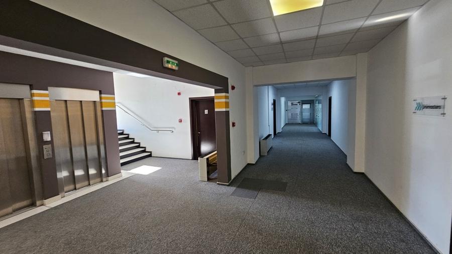 Spatiu de Birour in Cladire de Birouri 130 mp - 10