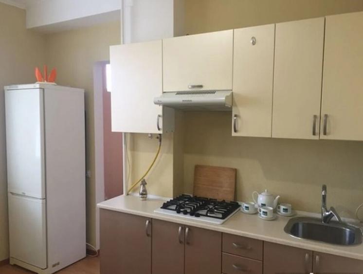 2 camere in zona Buziasului - 1