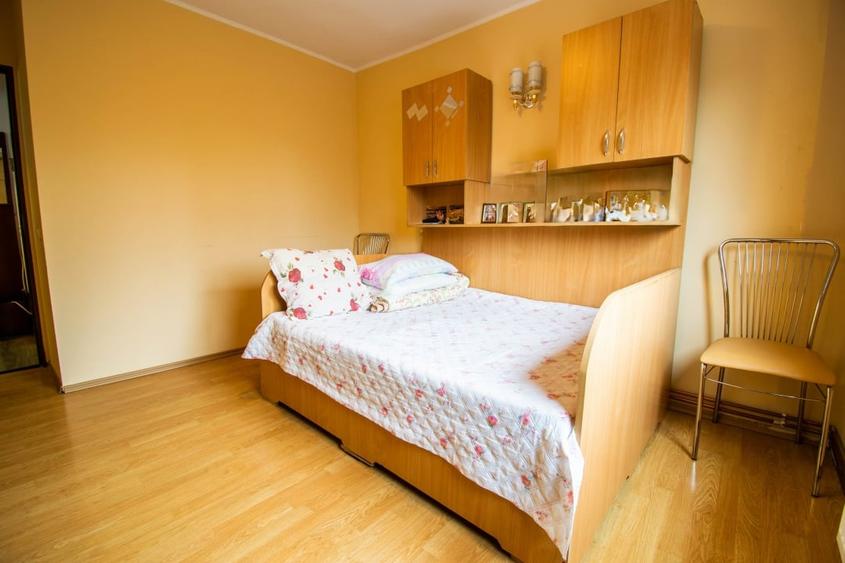 Stefanestii de Jos, 3 camere 70 mp,2 bai,centrala proprie,etaj 1/2,Comision 0% - 23