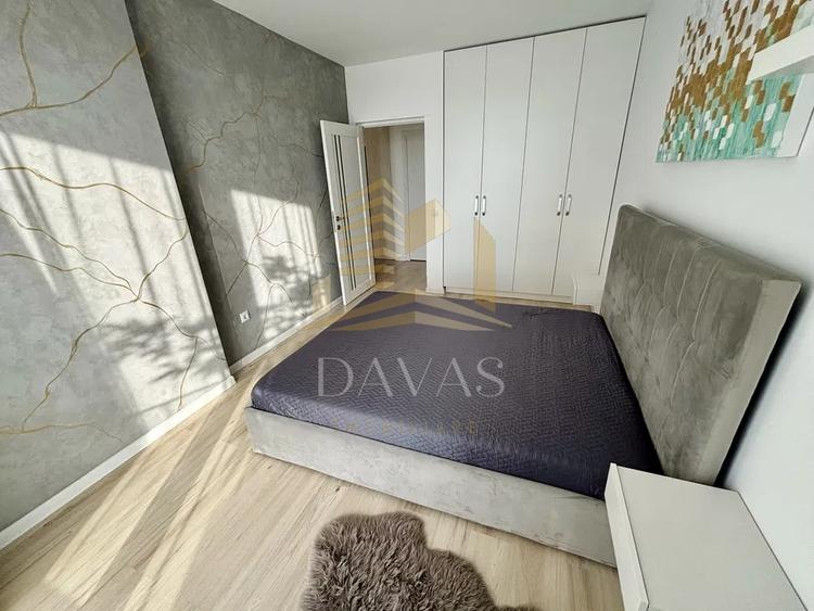 Apartament cu 3 camere decomandat, mobilat în Zorilor