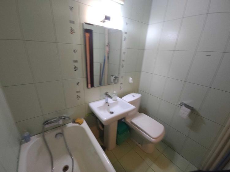 Vanzare apartament 3 camere Titan- Aleea Giurgeni, boxa, posibilitate centrala - 6