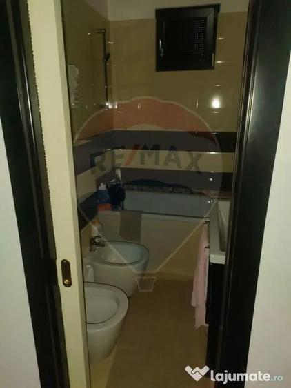 Apartament cu 3 camere de vanzare in zona Central - 5