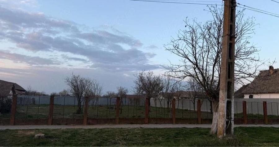 Teren de vanzare - 1200 mp, front 30 ML - 4