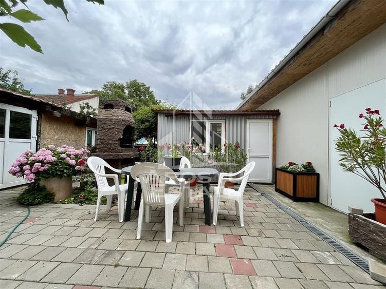 Casa individuala cu 6 camere situata in zona Elisabetin - 1