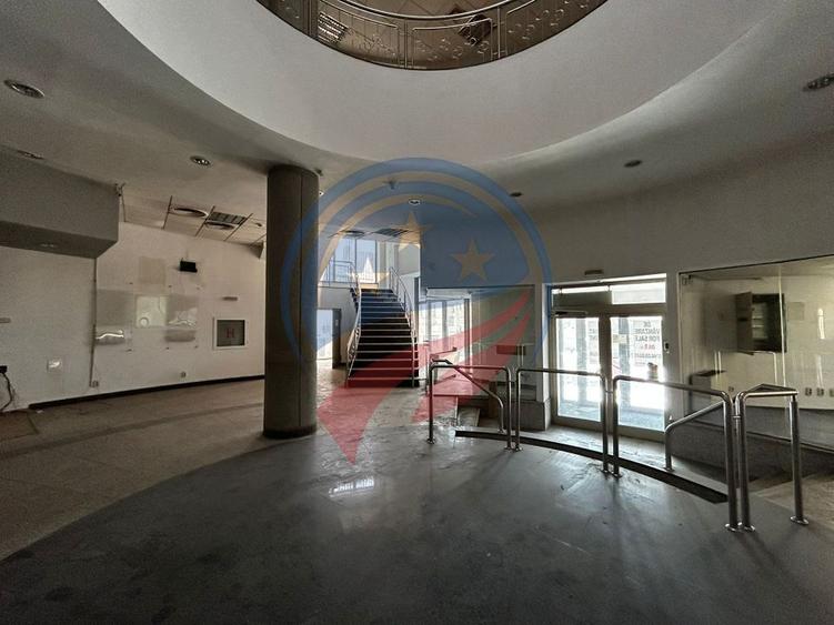 Spatiu comercial de inchiriat in zona Ultracentral/Craiova - 19