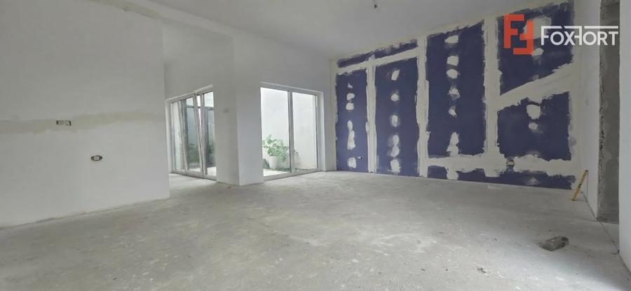 Duplex modern si spatios, gradina interiora de 12 mp - zona Sacalaz - 1