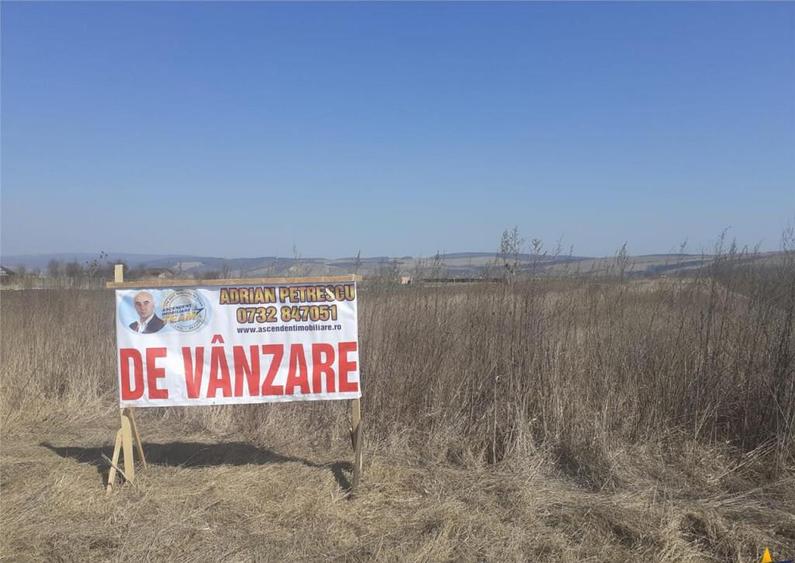 900mp, intravilan in Brasov, Bod, cu PUZ si front stradal a - 3