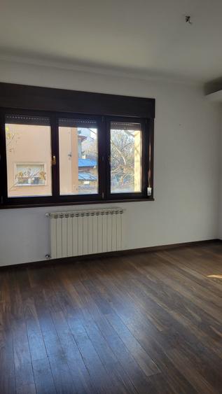 Birou, clinica sau sediu reprezentanta - 10