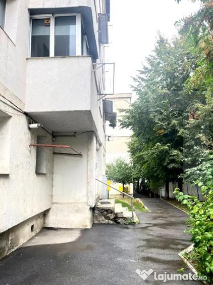 Apartament cu 2 camere, decomandat, complet mobilat si utila - 1