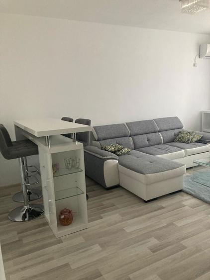Inchiriez apartament cu 2 camere - 3