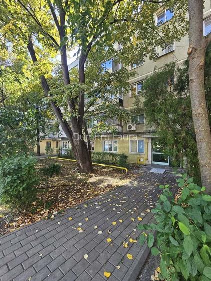 Podul de Piatra, apartament liber 2 camere, parter cu balcon Podul de Piatra, apartament liber 2 camere, parter cu balcon