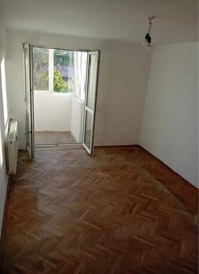 Titan Apartament 4 camere - 1