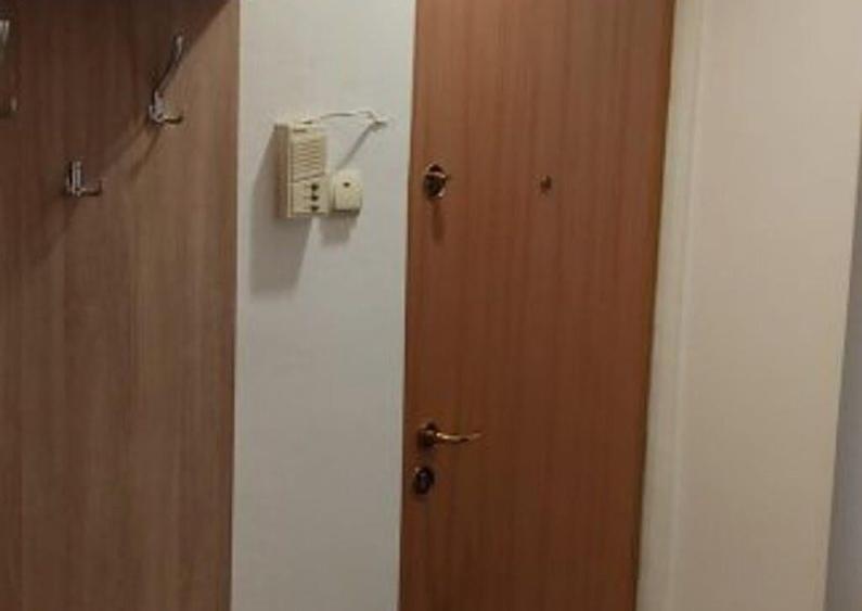 Apartament cu 2 camere decomandat - Piata Centrala - 2