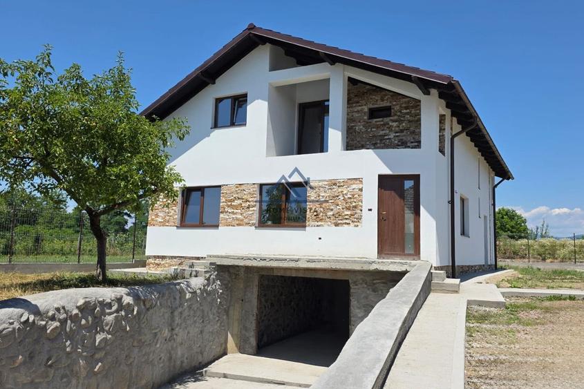 Casa S+P+M de vanzare – Curtea de Arges - Comision 0% - 2