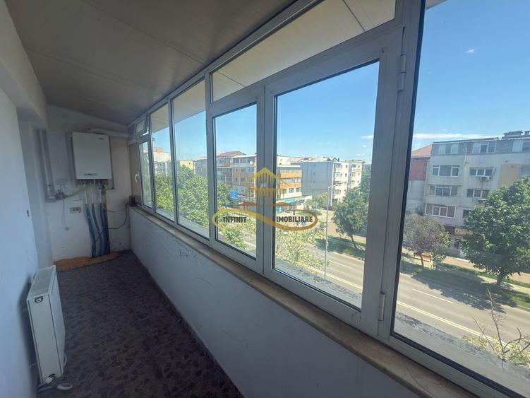 De vanzare apartament 3 camere decomandate Republicii Bacau - 15