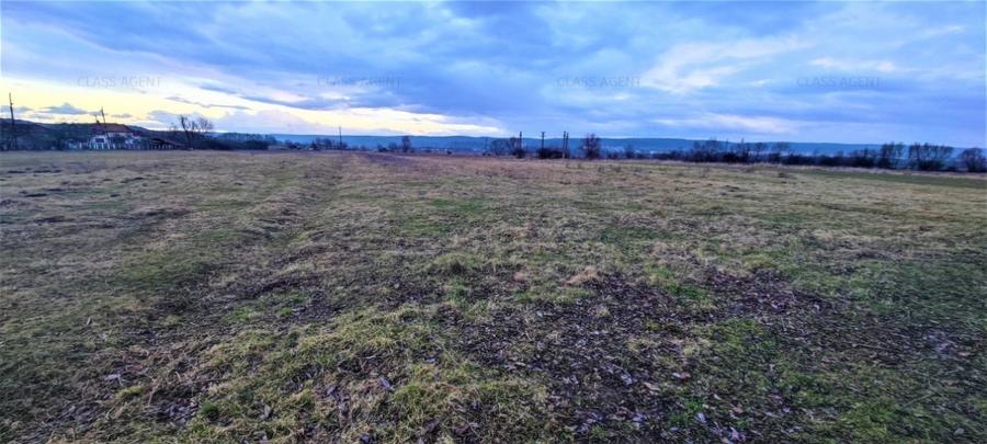 Vanzare teren Mioveni sat Clucereasa - 1