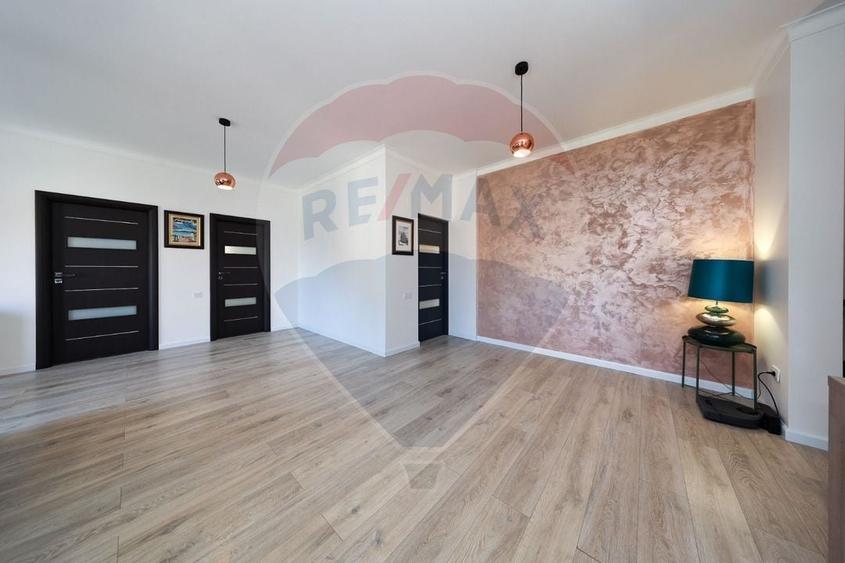 Apartament cu 3 camere, bloc exclusivist,  zona centrala, Brasov! - 7