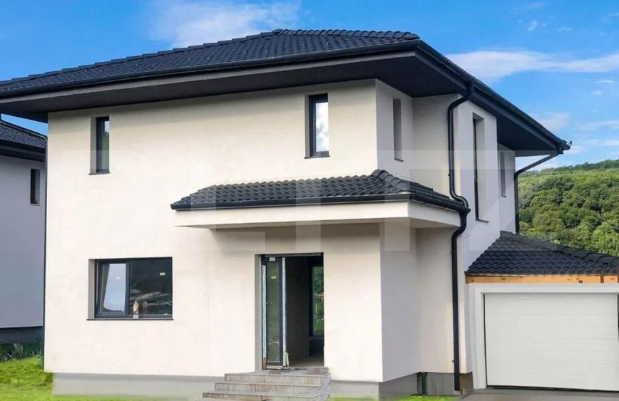 Casa individuala cu 5 camere, teren generos si garaj - 1