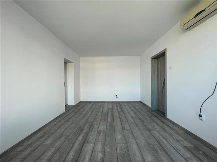 Apartament 3 camere de vanzare  zona ultracentrala - 4