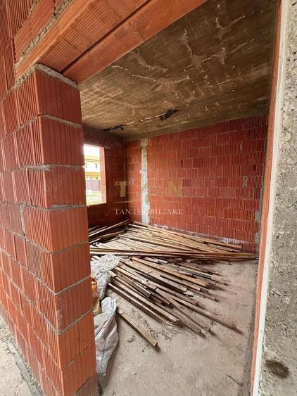 Casa de vazare Metro2 Timi?oara (La ro?u ) - 3