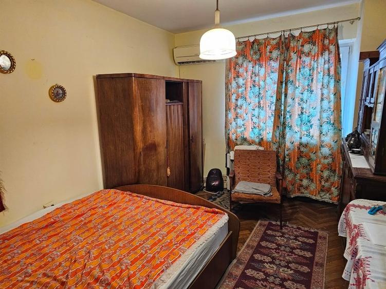 Apartament 2 cam decomandat Braila ultracentral  bl Turn  Unirii 72  sc A  et 10 - 3