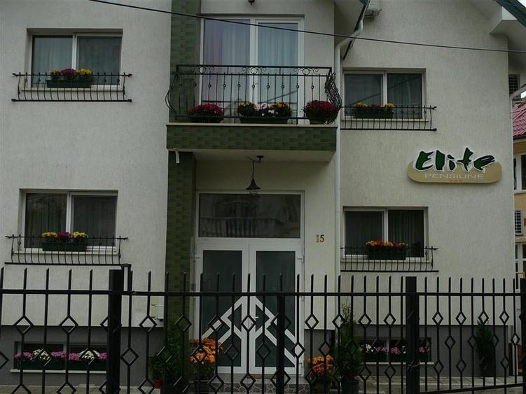 Pensiune, afacere la cheie, cu 10 camere la 10 minute de centru orasului - 31