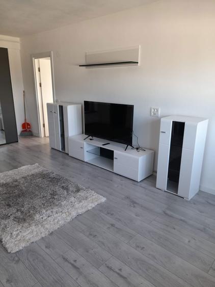 Inchiriez studio - 6